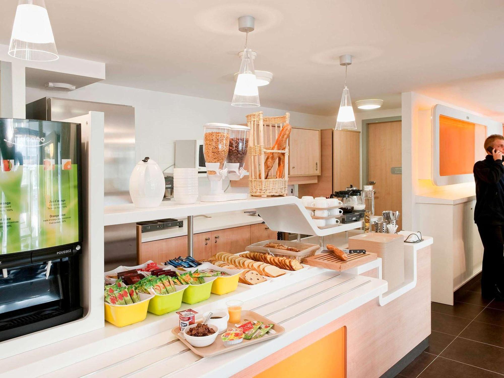 Ibis Budget Orly Ренжі Екстер'єр фото